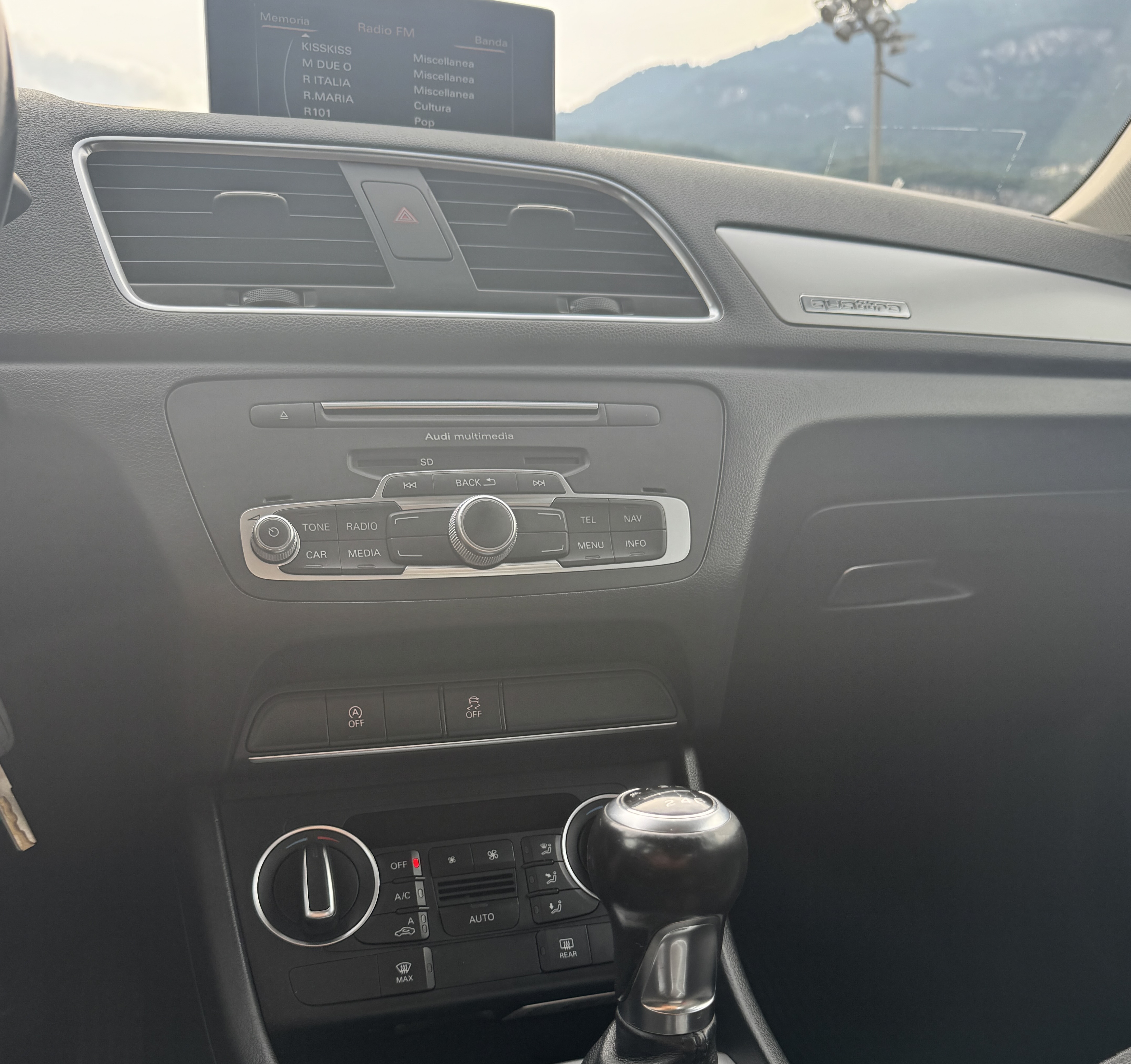 Audi Q3 TDI QUATTRO Edition Sport (2015) — foto 18