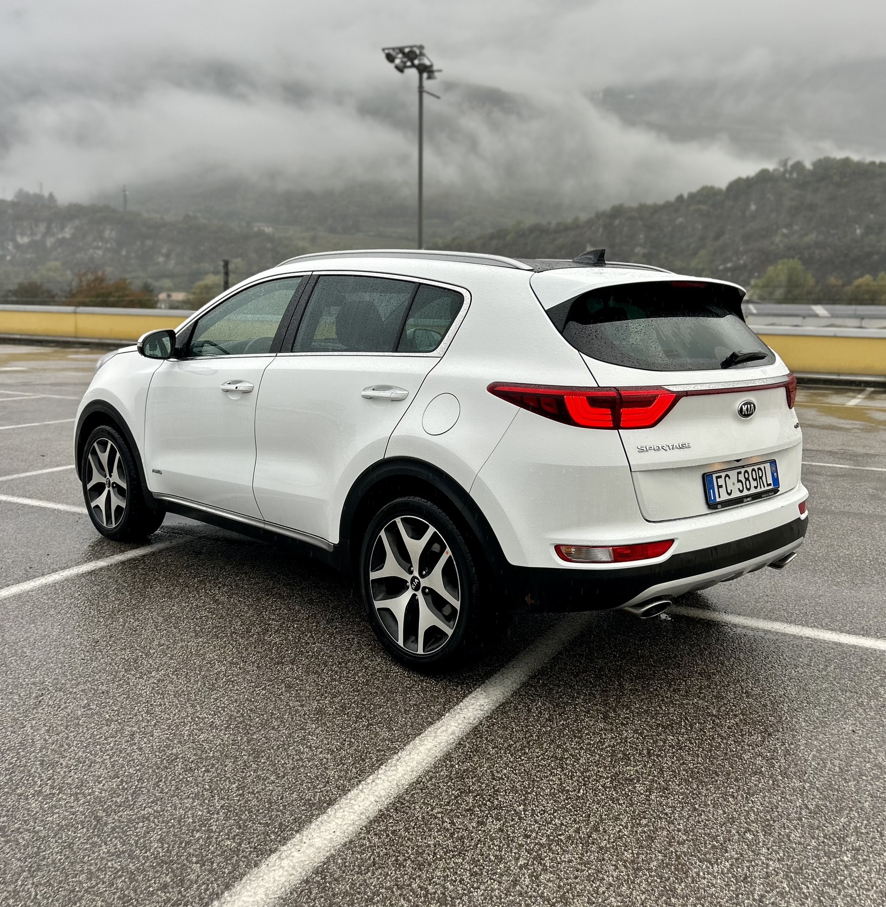 Kia Sportage GT-Line AWD (2016) — foto 3