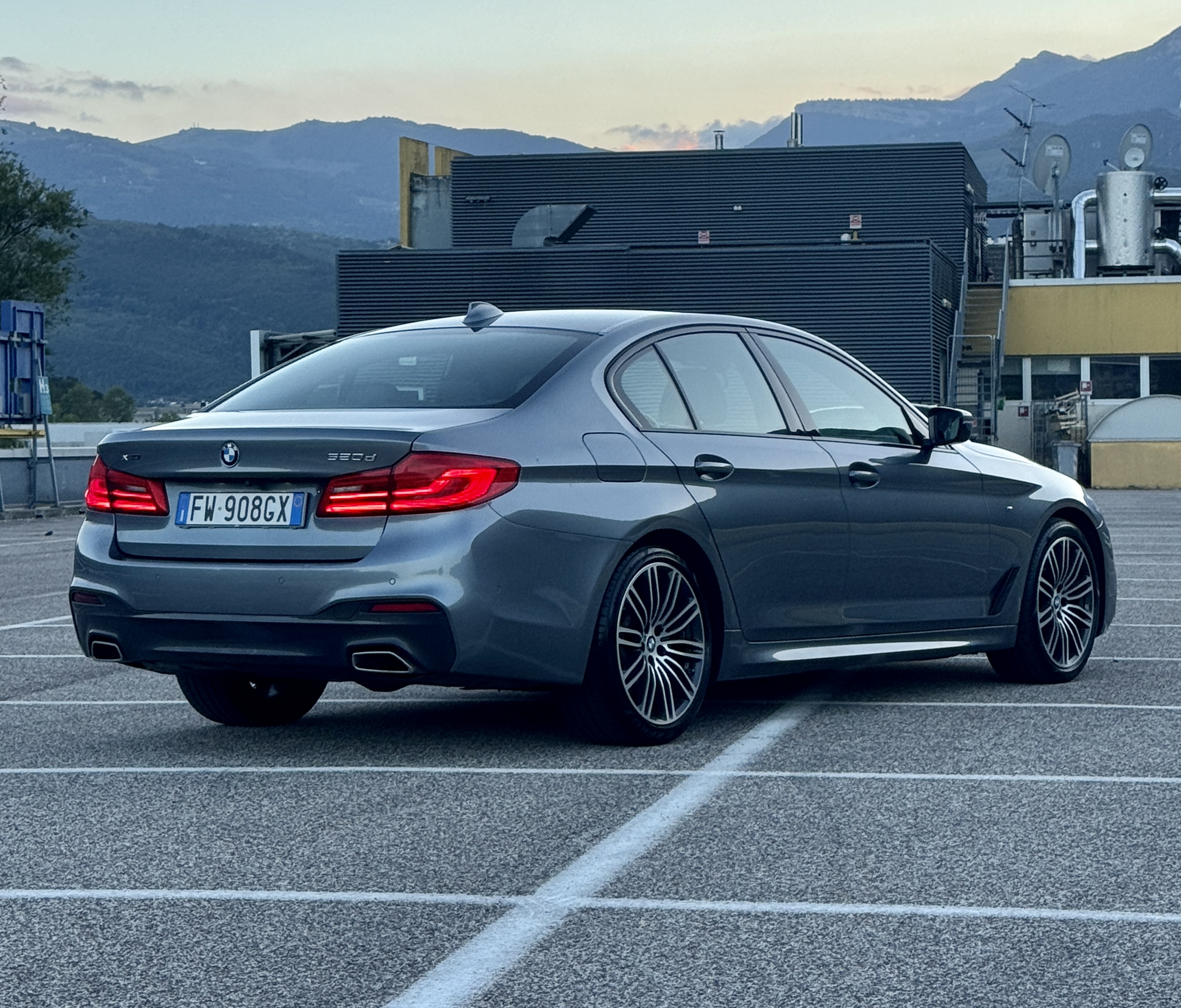 BMW 520d xDrive MSport (2019) — foto 8