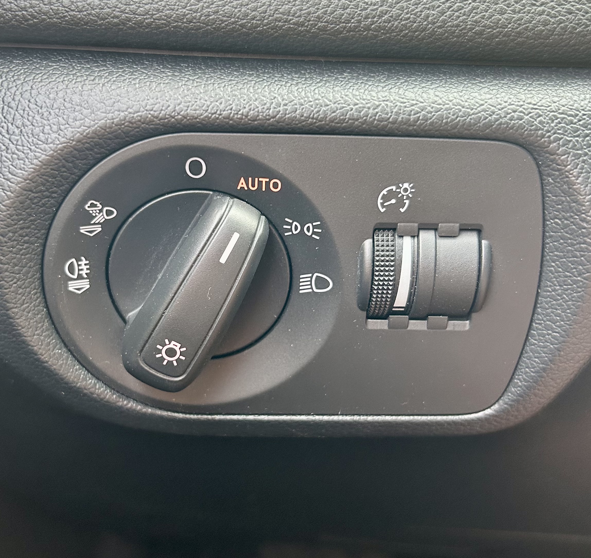 Audi Q3 TDI QUATTRO Edition Sport (2015) — foto 20