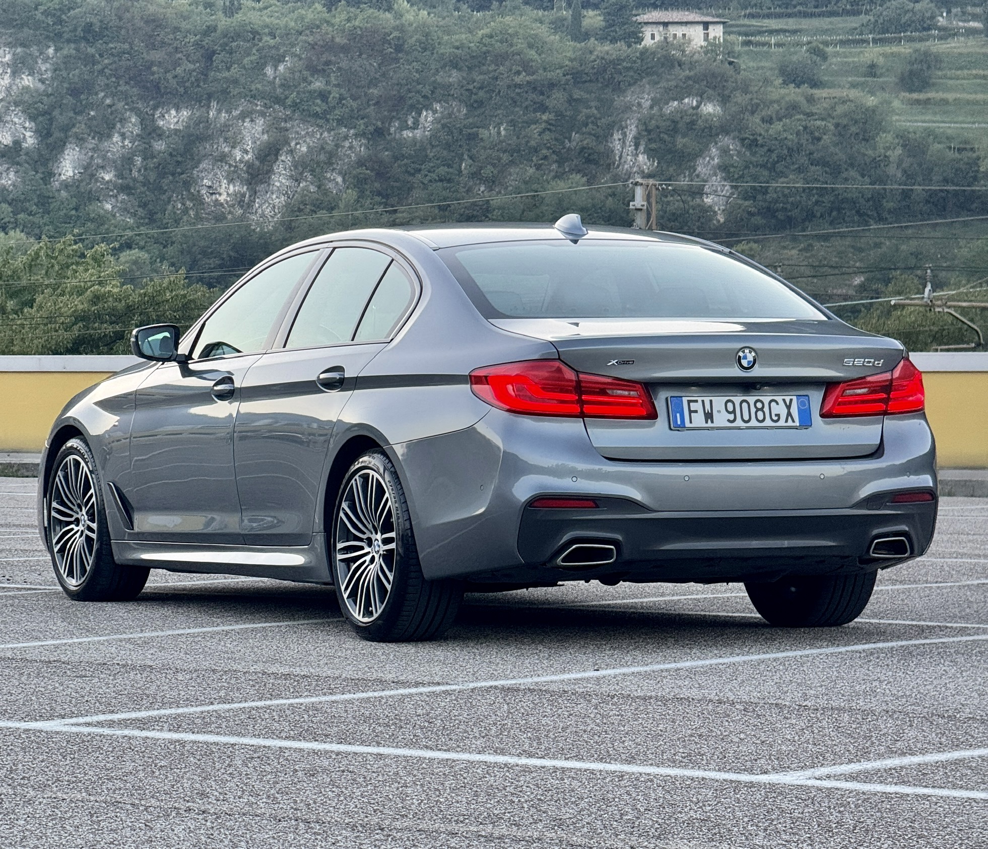 BMW 520d xDrive MSport (2019) — foto 4
