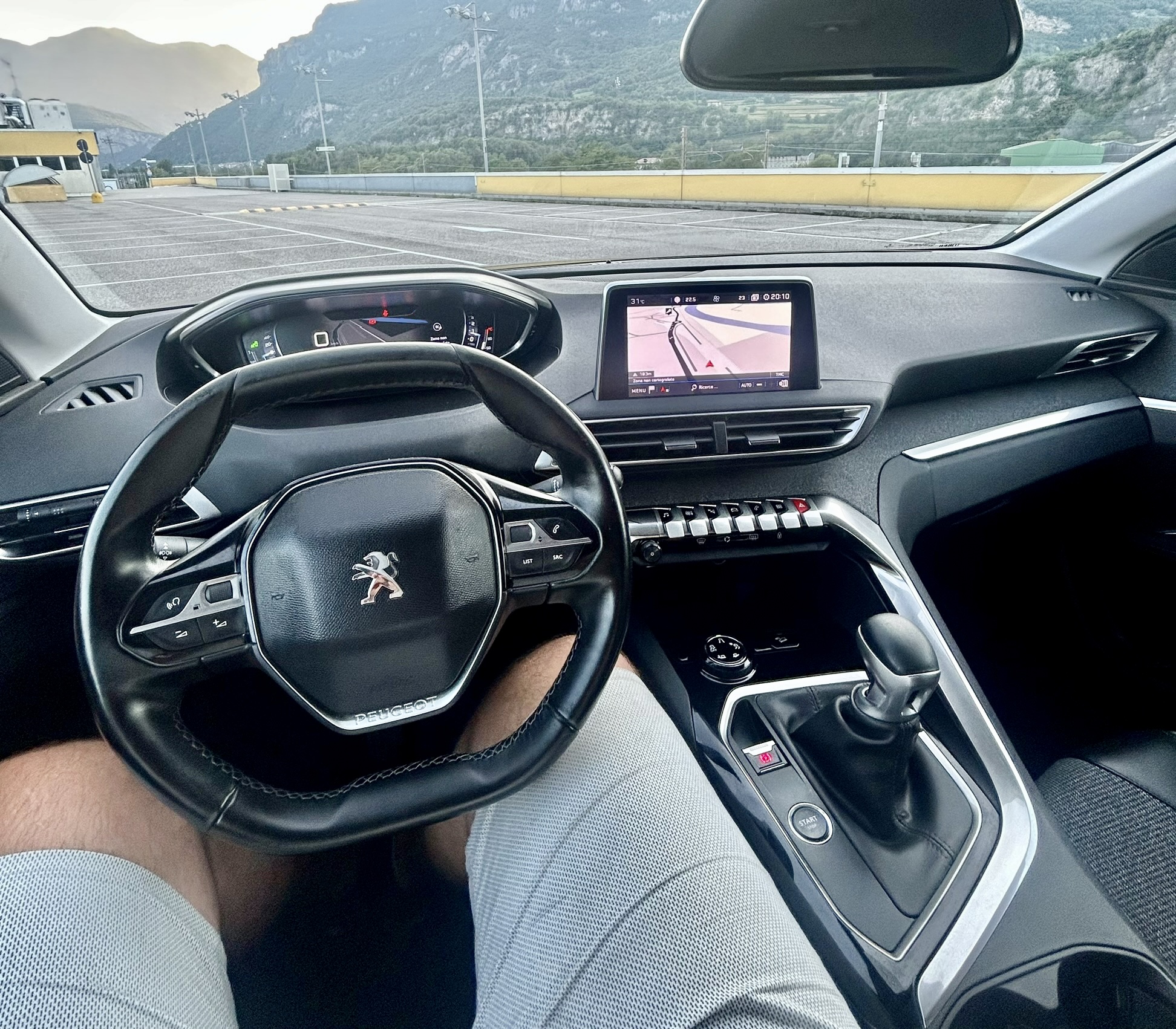 Peugeot 3008 BlueHDi Allure (2018) — foto 17