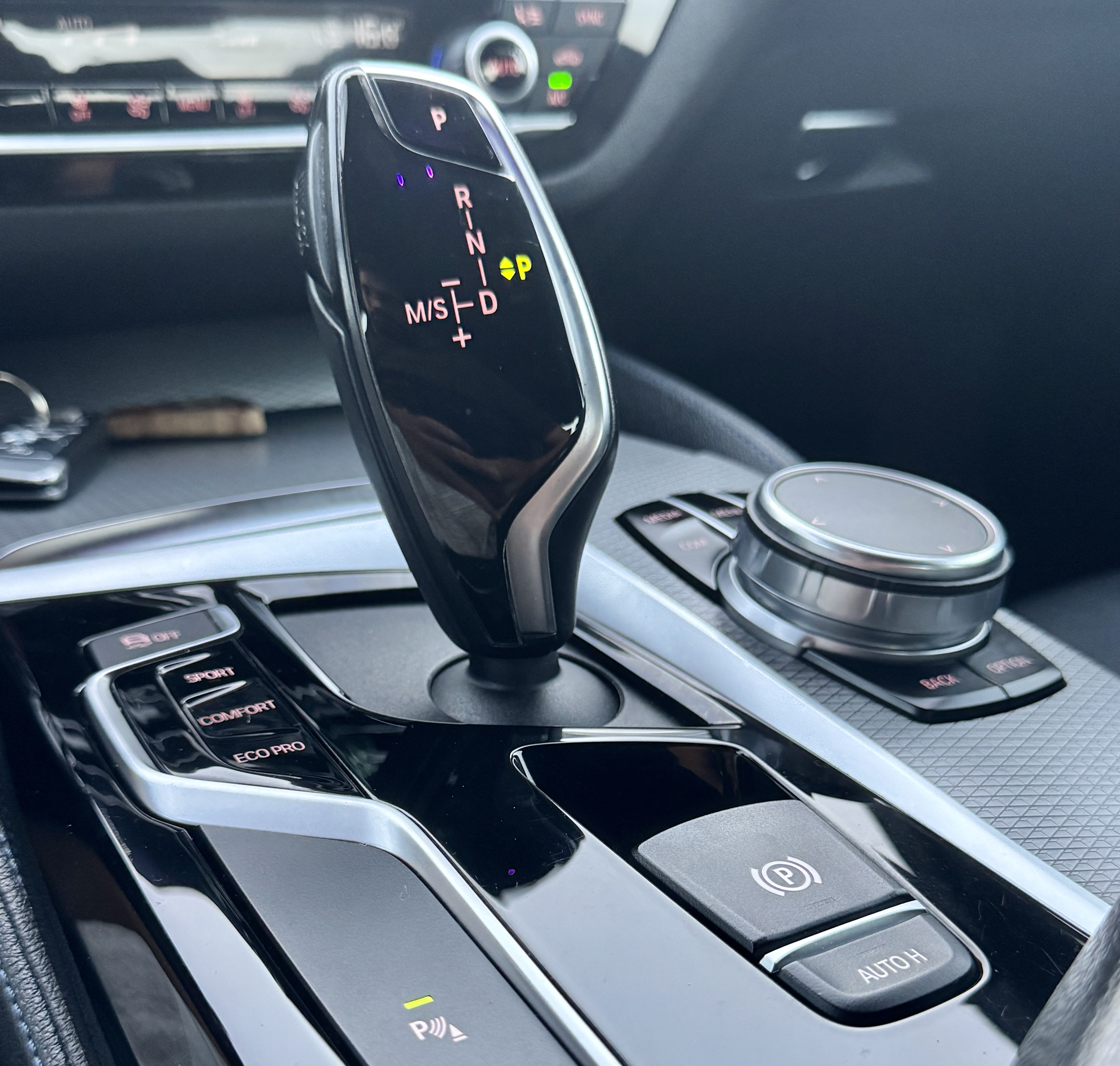 BMW 520d xDrive MSport (2019) — foto 23