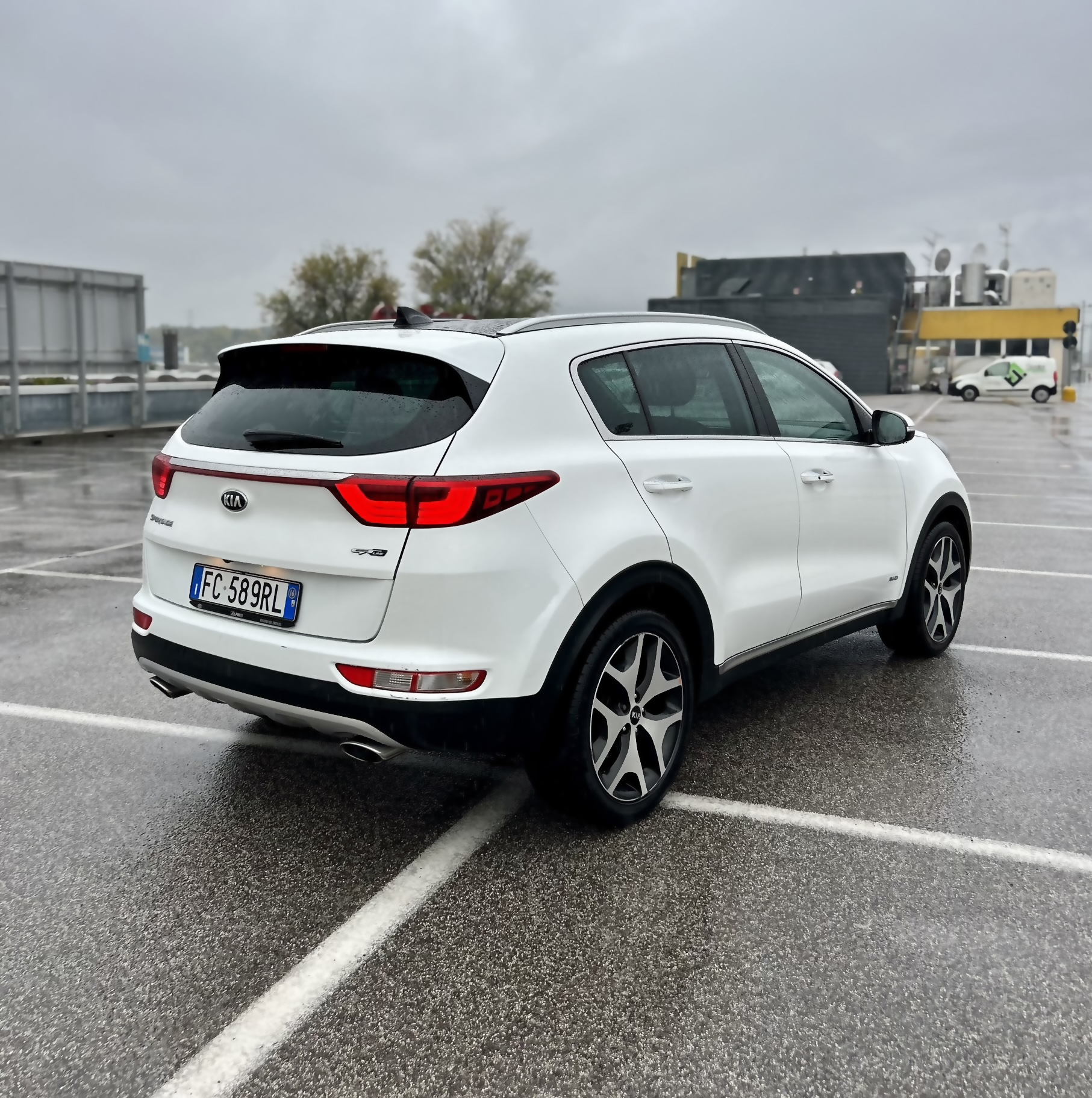 Kia Sportage GT-Line AWD (2016) — foto 6